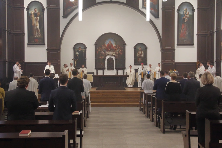 Ustanowienie nowych akolitów w śląskim seminarium 
