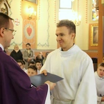 Błogosławieństwo nowych lektorów w Biegonicach