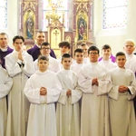 Błogosławieństwo nowych lektorów w Biegonicach