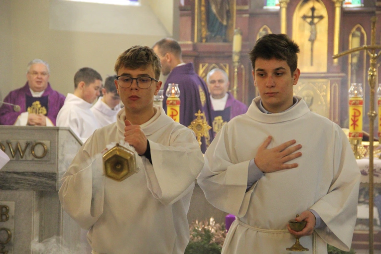 Błogosławieństwo nowych lektorów w Biegonicach