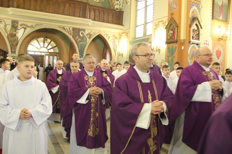 Błogosławieństwo nowych lektorów w Biegonicach