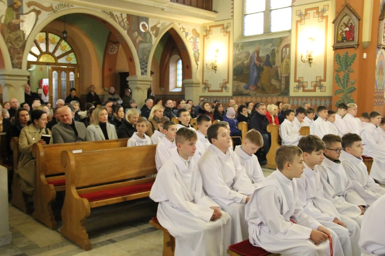 Błogosławieństwo nowych lektorów w Biegonicach