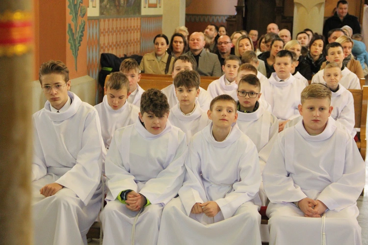 Błogosławieństwo nowych lektorów w Biegonicach