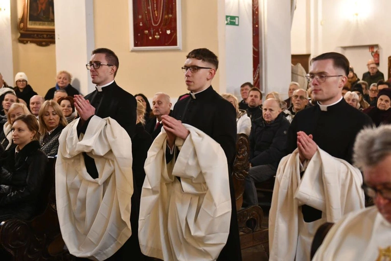 Obłóczyny i kandydatura w Rokitnie
