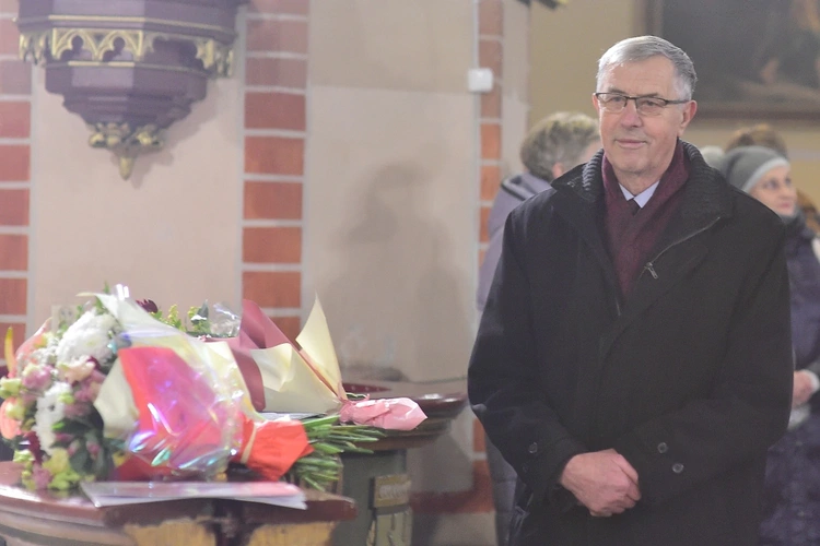 Reszel. 50-lecie posługi organisty Piotra Strzyżewskiego