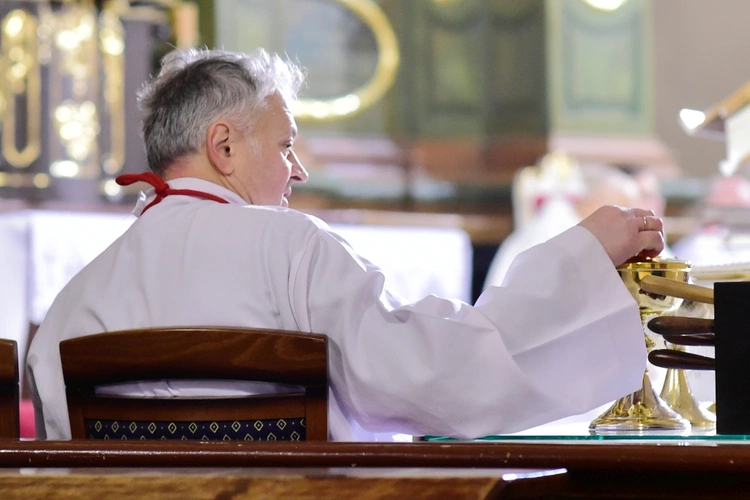 Reszel. 50-lecie posługi organisty Piotra Strzyżewskiego