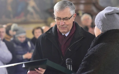 Reszel. 50-lecie posługi organisty Piotra Strzyżewskiego