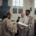 Poświęcenie ołtarza w kościele rektorskim pw. Świętej Trójcy
