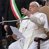 Franciszek: Ludzie giną, a biznes śmierci kwitnie. Skandal!