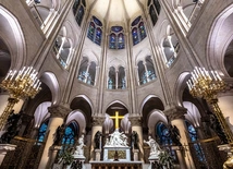 Przeżyjmy to jeszcze raz: Pełna relacja z niedzielnej uroczystości w paryskiej Notre Dame