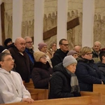 Msza św. przed poświęceniem figury Matki Bożej Królowej Zaspy