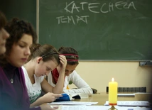 Brak porozumienia pomiędzy państwem a Kościołem w sprawie lekcji religii w szkole