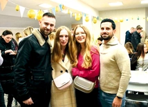 Justyna i Bartek (po lewej) oraz Sylwia i Bartek na Randkę Pełną Życia przyjechali z Redy.