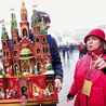Krakowska szopka różni się od betlejemskich stajenek. Musi być budowlą wieżową i zawierać charakterystyczne dla architektury miasta detale.