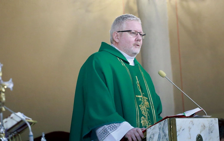 	Ojciec Kwiatek w Dębicy zachęcał do modlitwy psalmami.