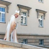 	„Proszę o intensywną modlitwę za Kościół warszawski i jego nowego arcybiskupa we wszystkich parafiach i wspólnotach” – wezwał tydzień temu kard. Kazimierz Nycz.