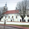 Efektem remontu jest nowe pokrycie dachowe.