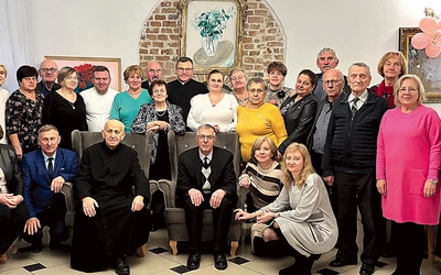Po uroczystości w kościele chórzyści i zaproszeni goście udali się na wspólny posiłek.