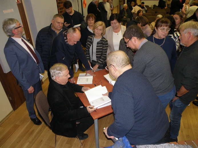 Hołd dla lokalnych społeczników