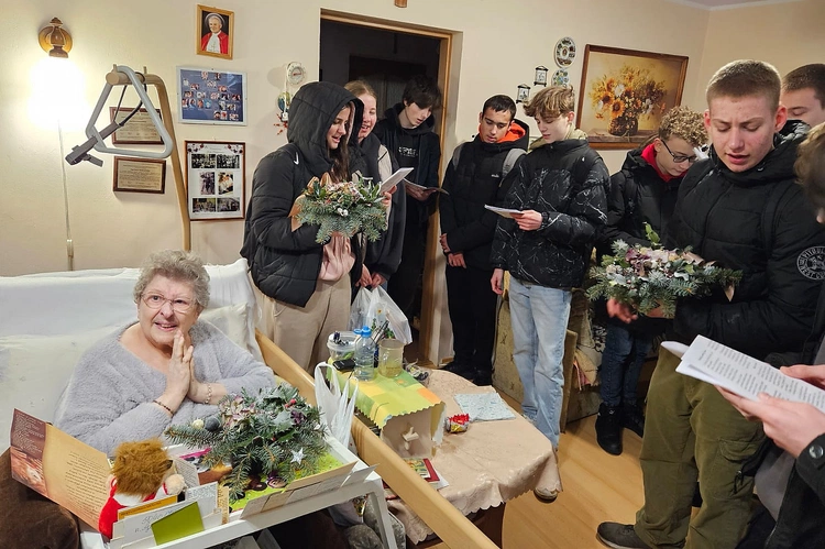 Akcja "Paczka dla seniora"