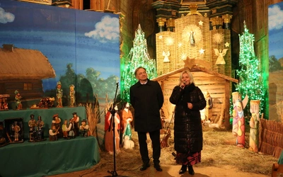 Ekspozycję otworzyli Ilona Jaroszek i Zbigniew Skuza.