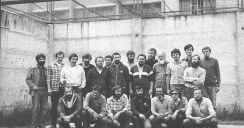 Plama na polskim mundurze. Czym były Wojskowe Ośrodki Internowania?