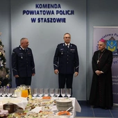 Spotkanie opłatkowe policji w Staszowie