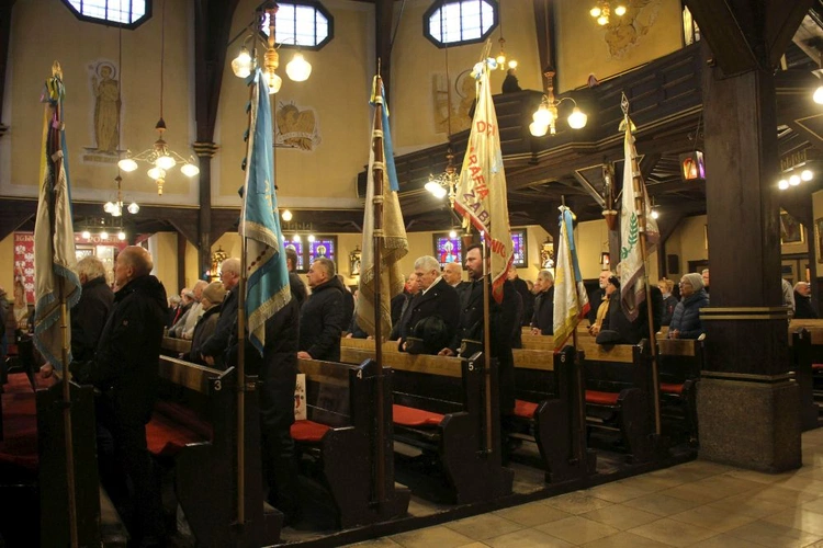 Msza św. w 43. rocznicę stanu wojennego