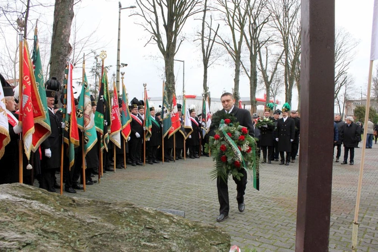 Uroczystość przy krzyżu internowanych