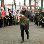 Uroczystość przy krzyżu internowanych