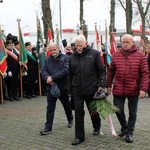 Uroczystość przy krzyżu internowanych