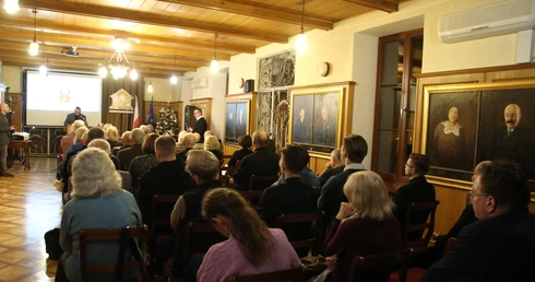 Płock. Potrzeba więcej wiedzy historycznej