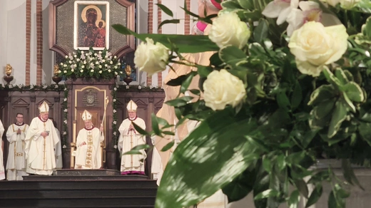 Pierwsze kroki abp. Galbasa w archikatedrze warszawskiej