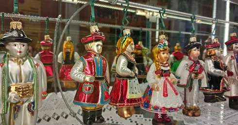 Kolekcja bombek choinkowych Bożeny Miłoś.