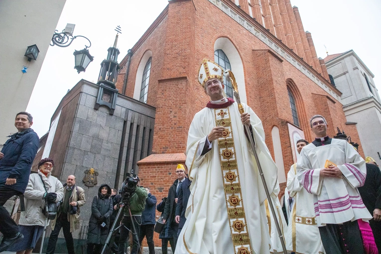 Ingres abp. Adriana Galbasa SAC do archikatedry warszawskiej, cz. III
