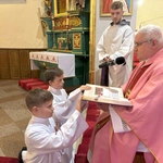 Ministranci i lektorzy w Trzcianie