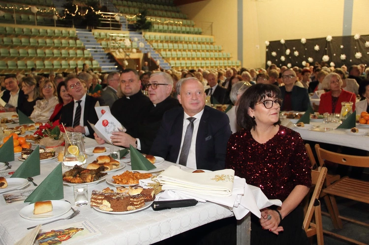 Wigilia seniorów w Jezierzycach cz. 1