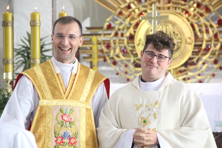 Dębica. Błogosławieństwo nowych lektorów dekanatu Dębica-Wschód