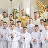 Dębica. Błogosławieństwo nowych lektorów dekanatu Dębica-Wschód