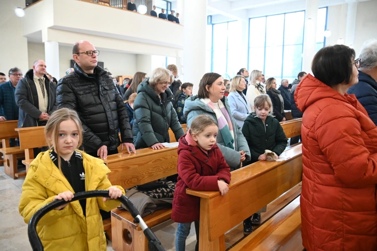 Rodzinna Msza św. na zakończenie Remontu Małżeńskiego