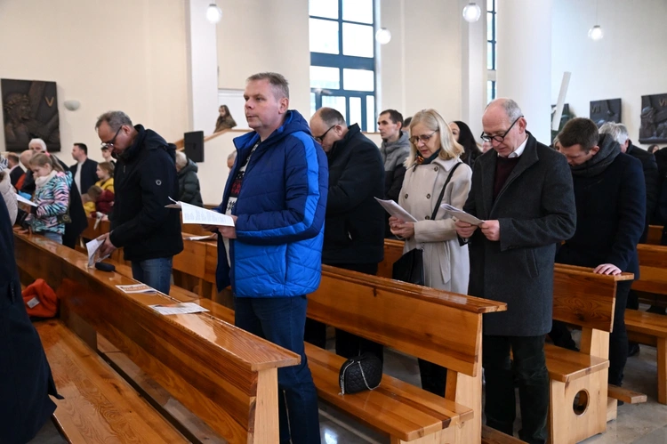 Rodzinna Msza św. na zakończenie Remontu Małżeńskiego