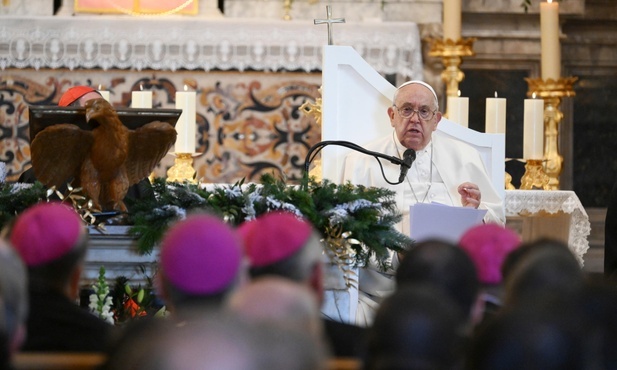 Franciszek z duchowienstwem, konsekrowanymi i klerykami Korsyki