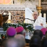 Franciszek z duchowienstwem, konsekrowanymi i klerykami Korsyki