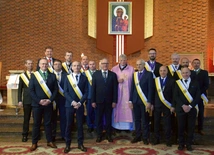 Patron, który zobowiązuje 
