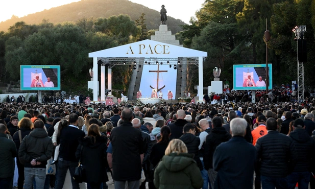 Podczas Mszy w Ajaccio