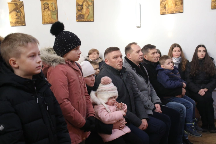 Rokicie. Wprowadzenie relikwii patronki parafii