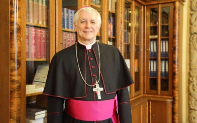 Bp Szkudło przyjął sakrę biskupią 6 stycznia 2015 roku.