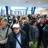 Na świąteczne zakupy do galerii handlowej