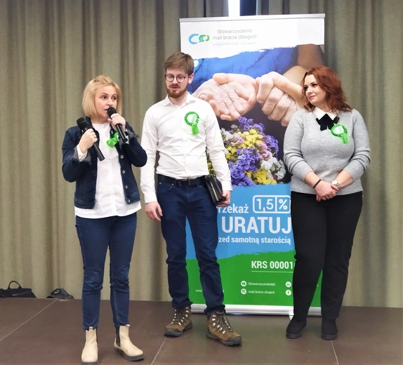Samotność pomogą pokonać wolontariusze Stowarzyszenia Mali Bracia Ubogich