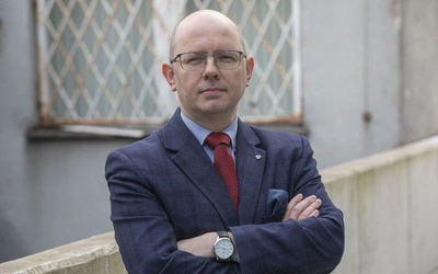 Błażej Kmieciak odchodzi z Państwowej Komisji ds. przeciwdziałania pedofilii